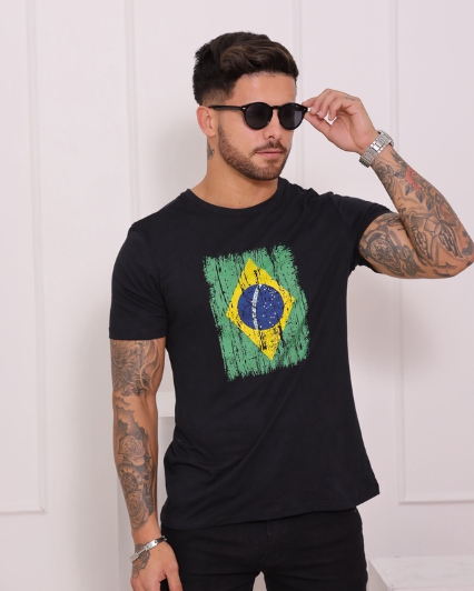 Camiseta "Braza" por Apenas R$69,90!