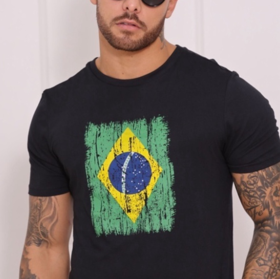 Camiseta "Braza" por Apenas R$69,90!